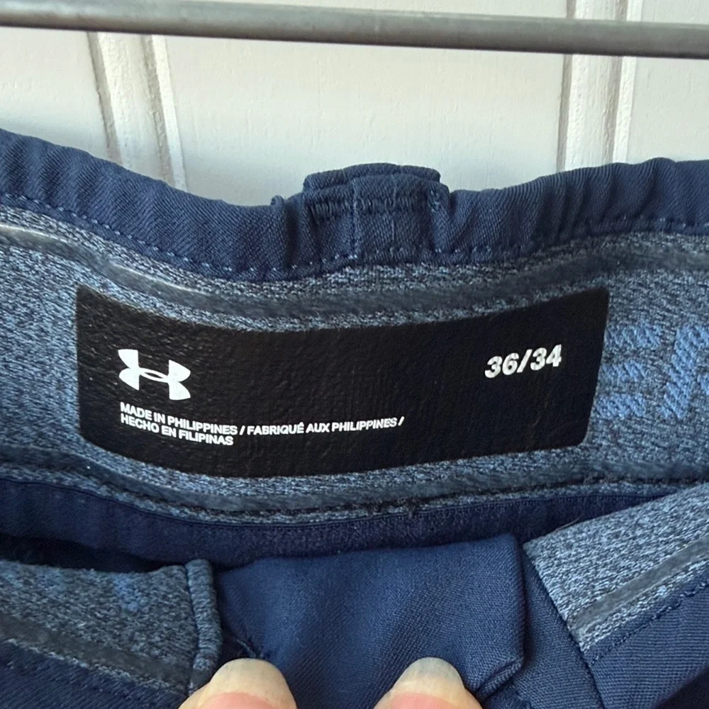 (202) Under Armour Navy Stretch Performance Chinos